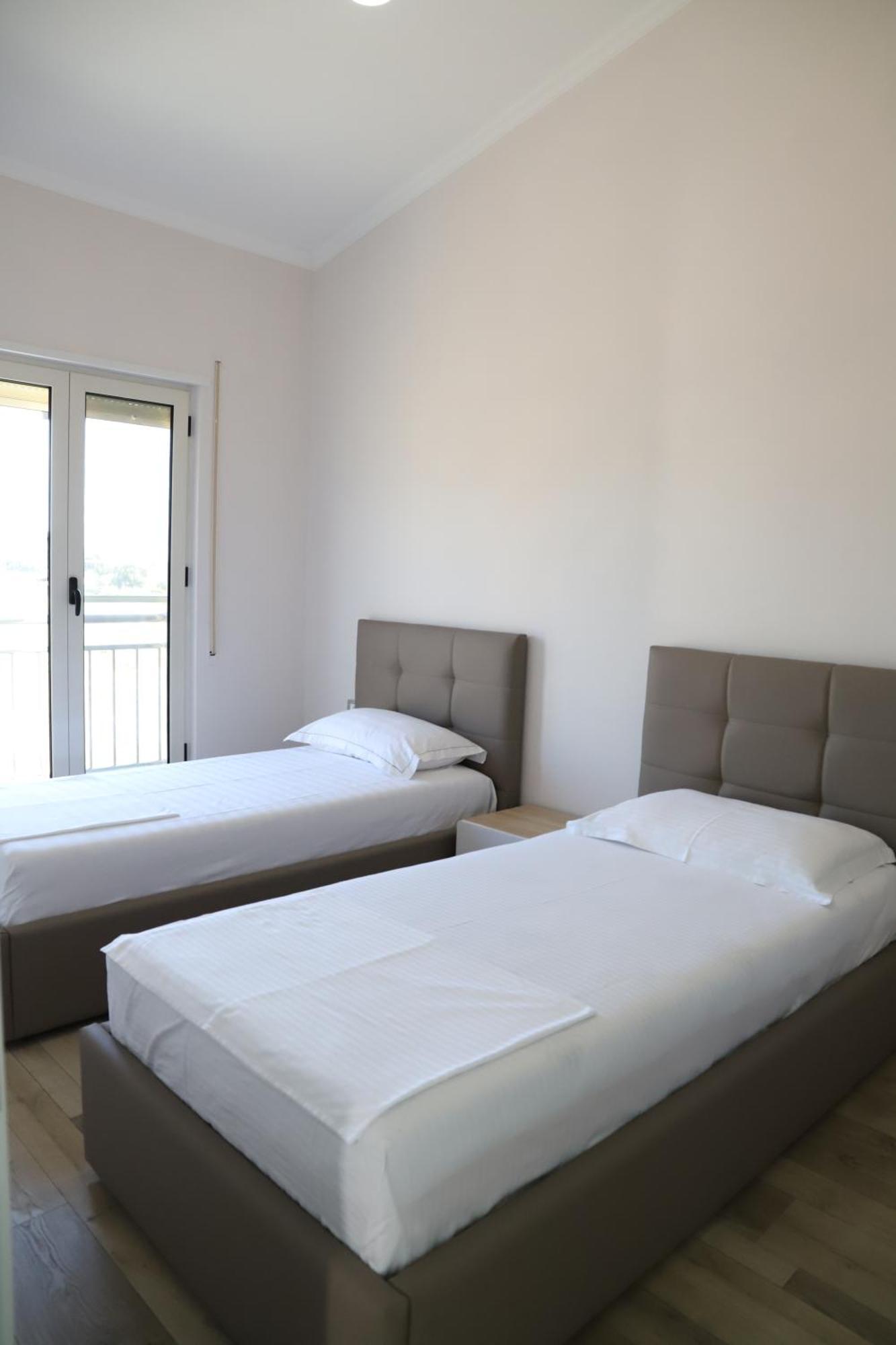 Tea Residence, Gjiri I Lalzit Apartments Durrës Exteriér fotografie