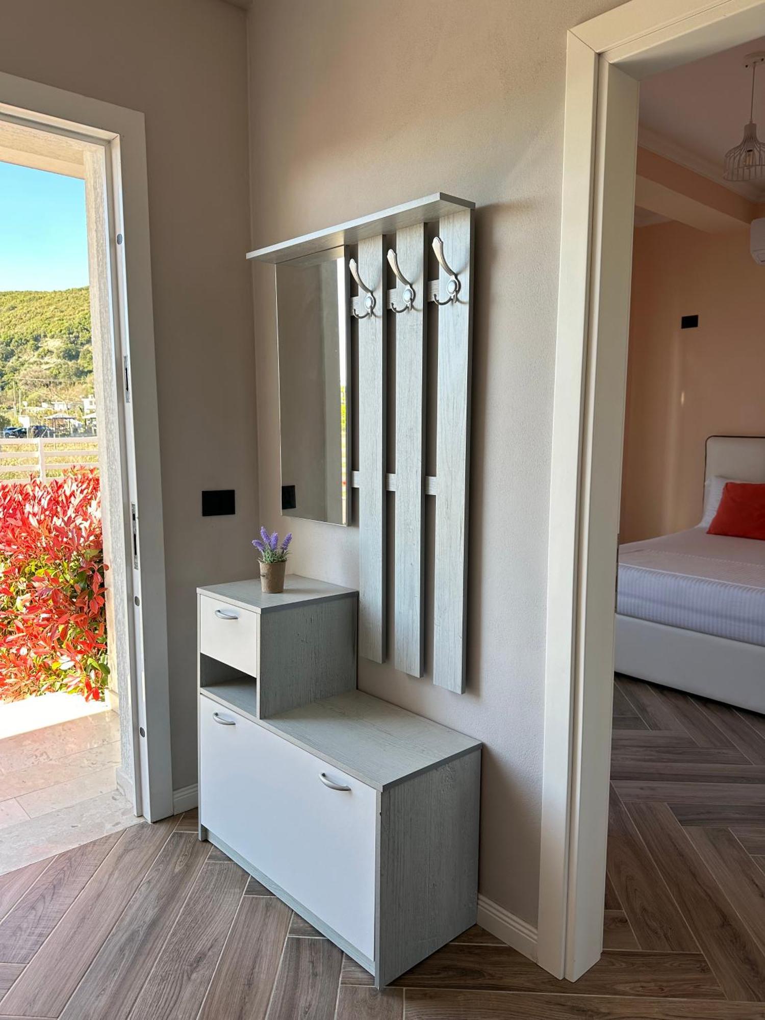 Tea Residence, Gjiri I Lalzit Apartments Durrës Exteriér fotografie
