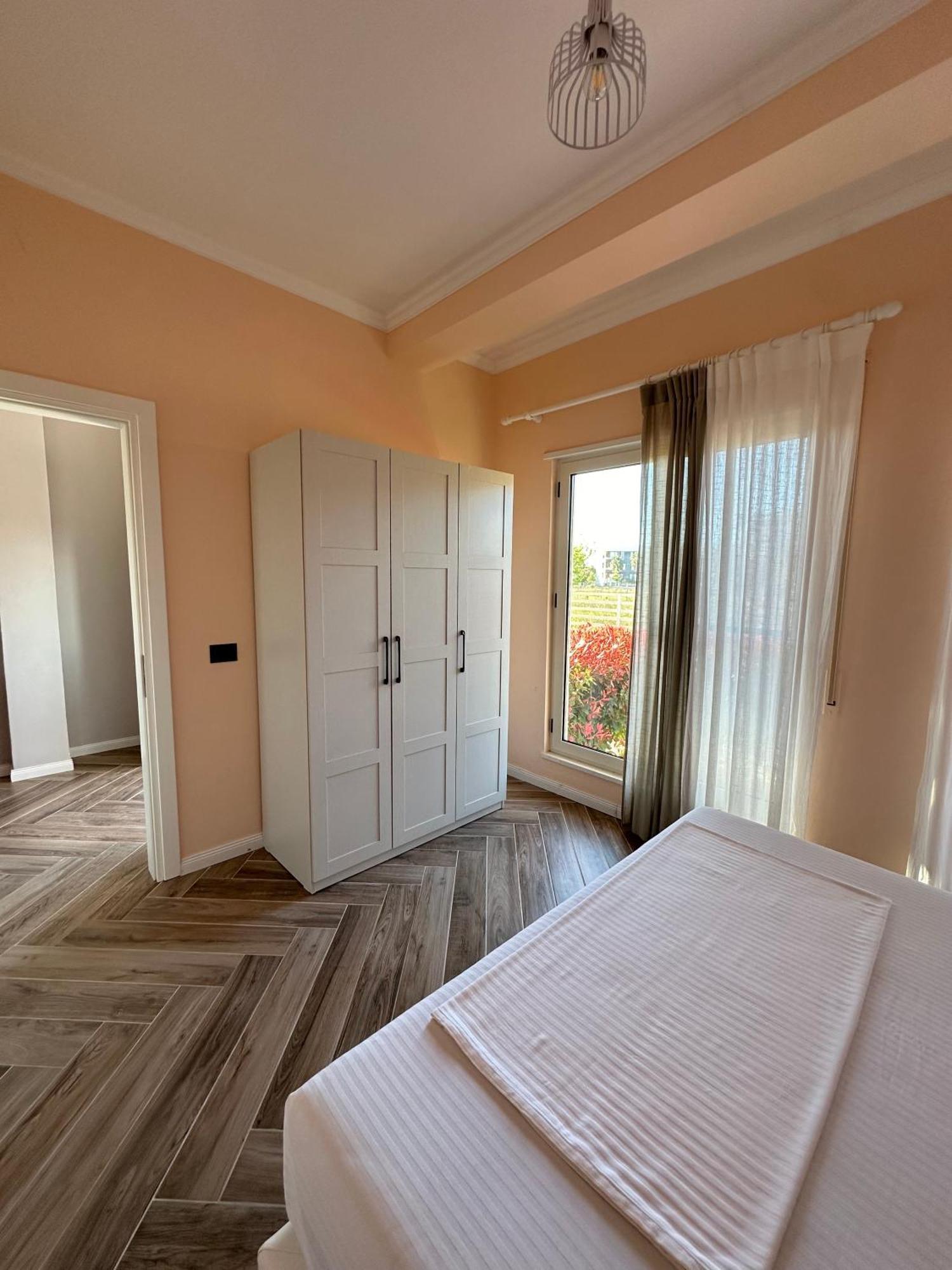 Tea Residence, Gjiri I Lalzit Apartments Durrës Exteriér fotografie